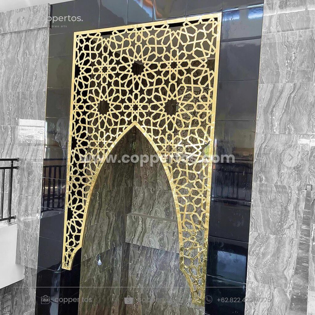 mihrab masjid tembaga